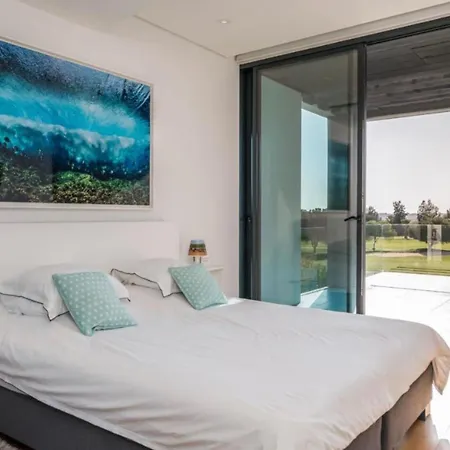 ヴィラ Algarve Paradise ヴィラモウラ